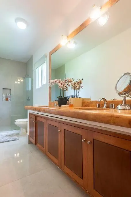 Stunning Condo In Excellent Location Cancun Apartment
