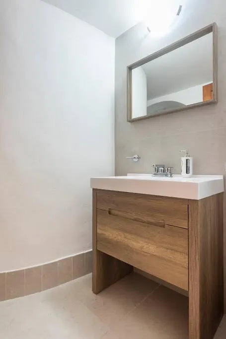 Stunning Condo In Excellent Location Cancun Mexico