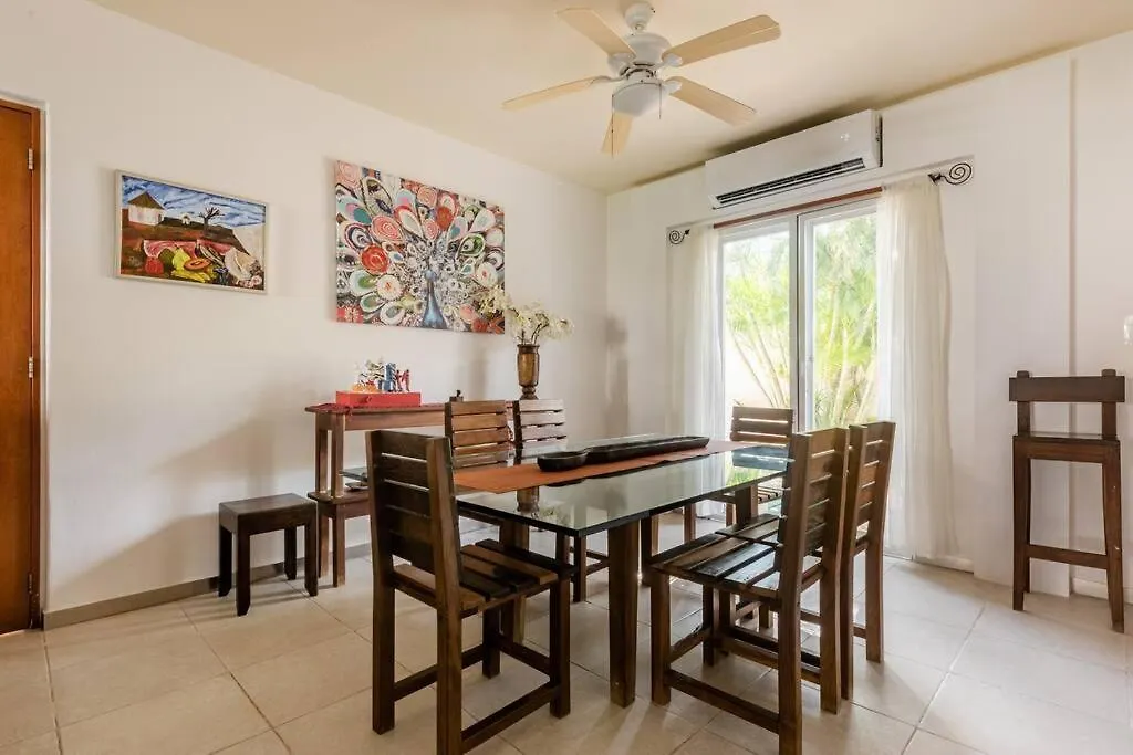 Apartment Stunning Condo In Excellent Location Cancun