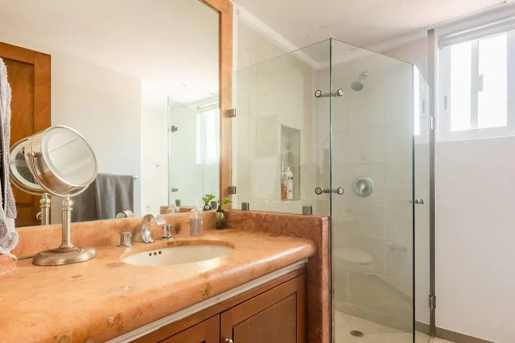 Apartment Stunning Condo In Excellent Location Cancun